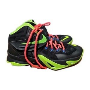 Nike‎ LeBron James S-8 Sneakers 7Y Black Neon Green Pink Blue 330/503